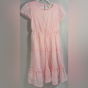 Pink polka dot girls’ size 6 dress in excellent condition.